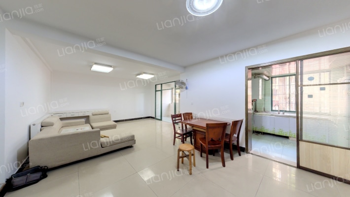 江滨玫瑰园二手房实景图