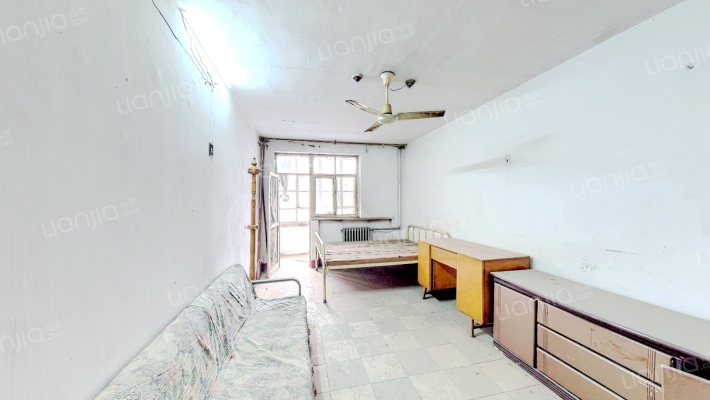 建行营业部宿舍二手房实景图