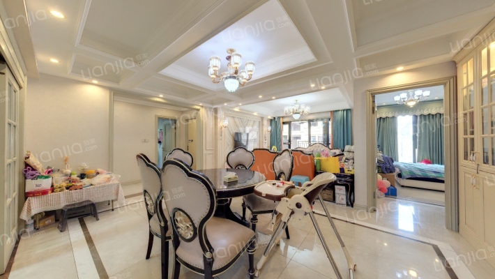 世茂茂悦府洋房二手房实景图