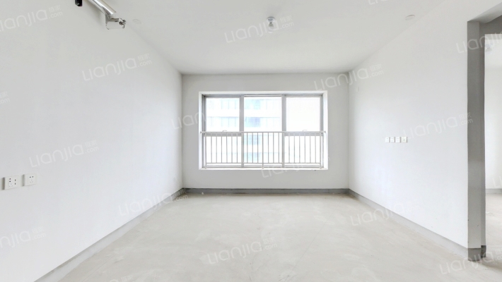 绿城梦想小镇二手房实景图