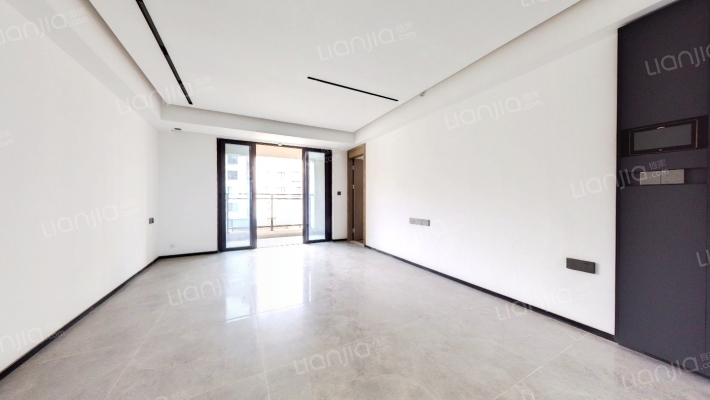 美的君兰半岛A3地块二手房实景图