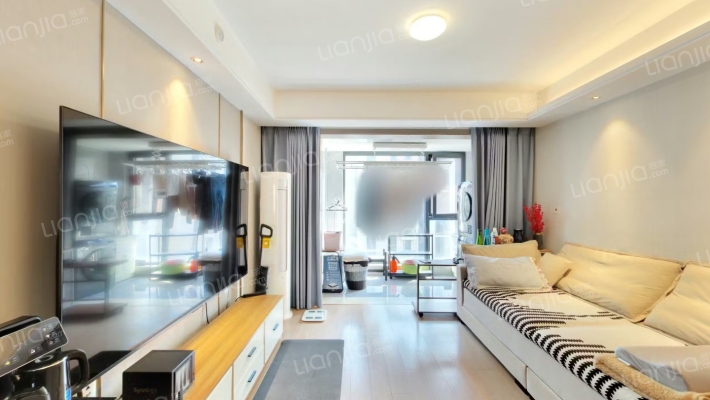 朗绿花园二手房实景图