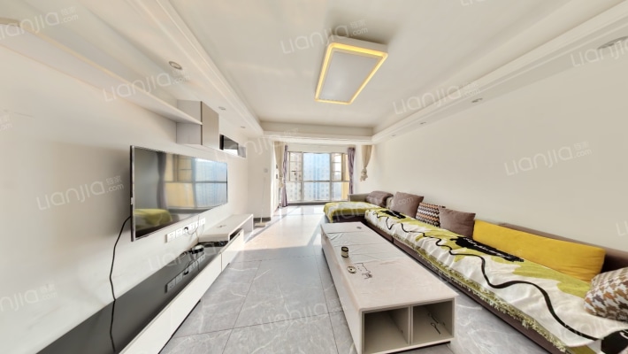 万国城MOMA三期二手房实景图