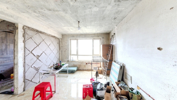 雷凯铂院二手房实景图