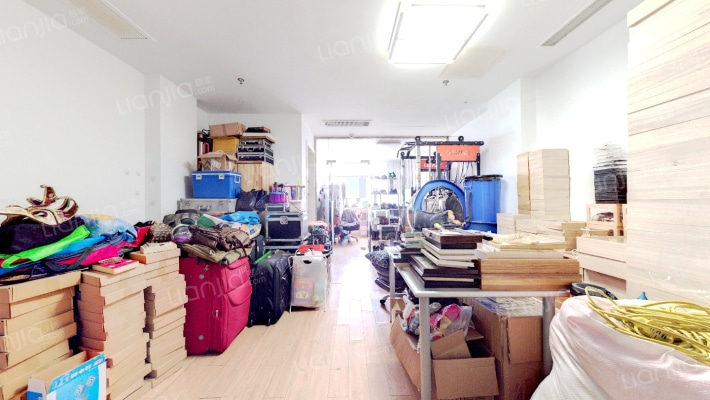 两岸新天地二手房实景图