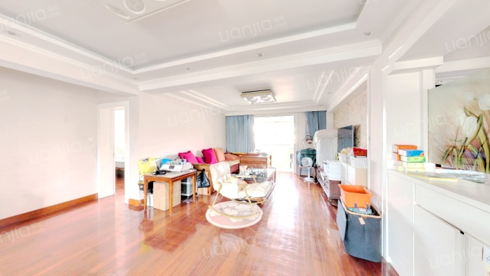 樱花社区二手房实景图