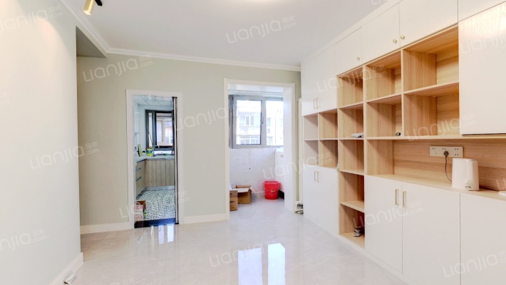 日新家园二手房实景图