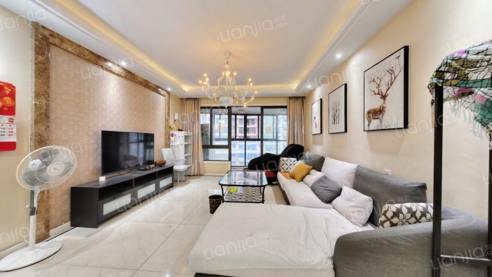 千禧河畔B区二手房实景图