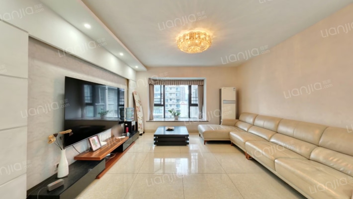 中铁双龙湾二手房实景图