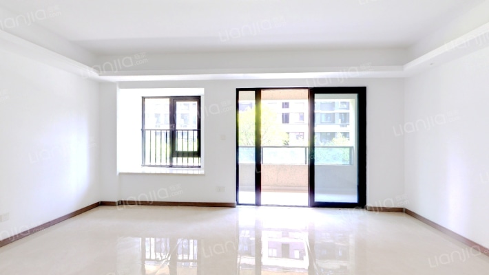 融信空港澜天二手房实景图