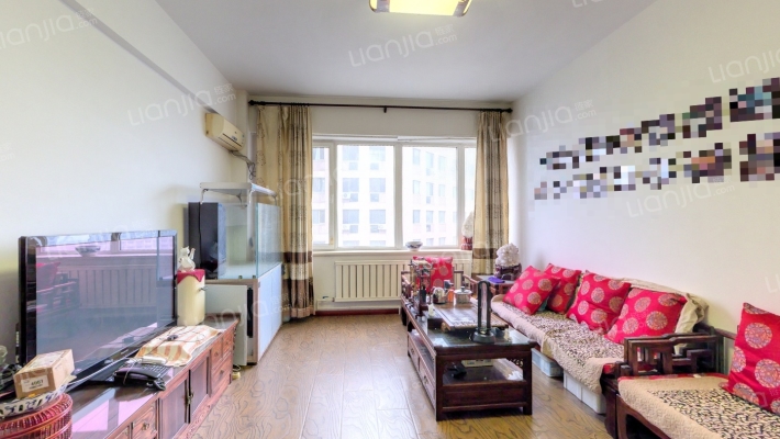 商贸国际B座二手房实景图