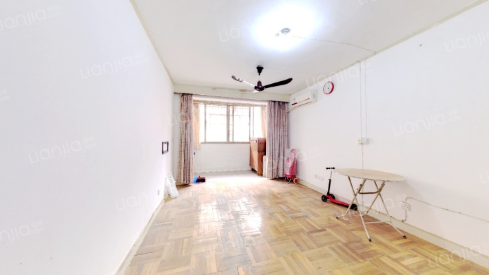 淞滨支路120弄二手房实景图