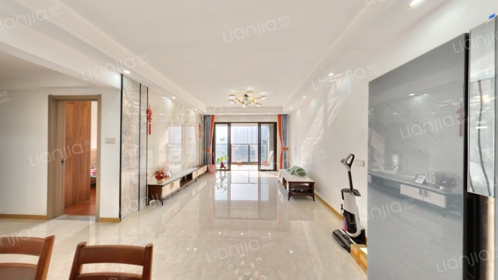 保利碧桂园悦公馆C区二手房实景图