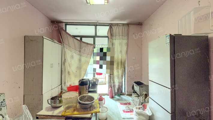 鸿徽苑二手房实景图