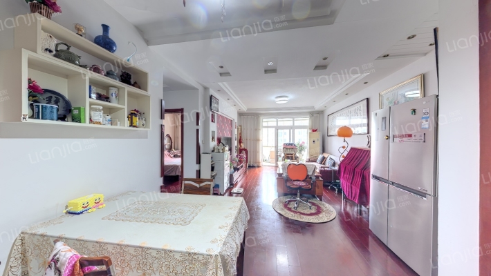 亚麦山城一期二手房实景图