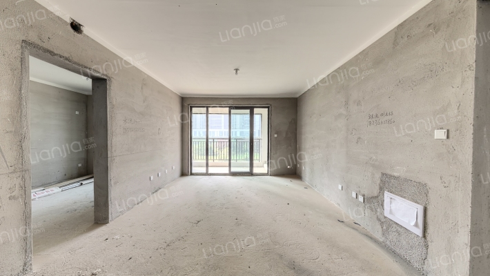 枫华金明府六期二手房实景图