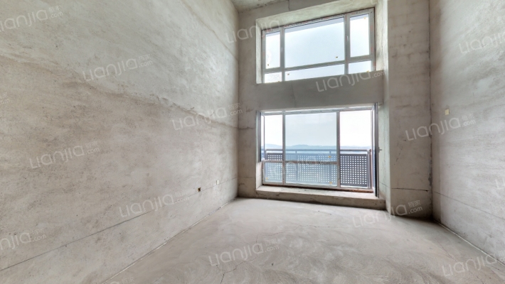 捷程1+1二手房实景图