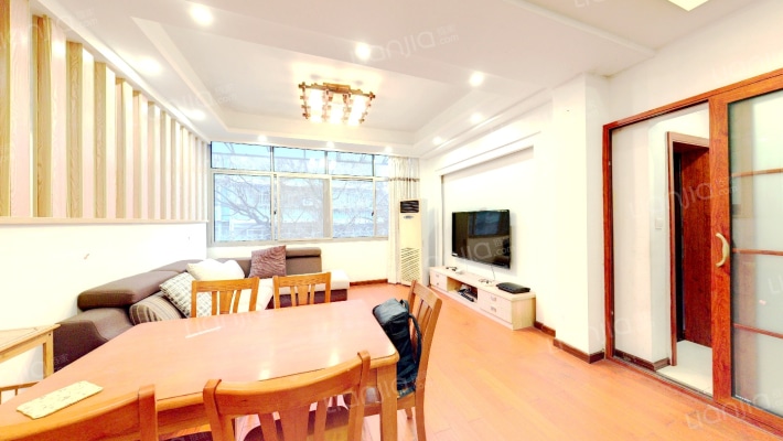 金龙岗18号二手房实景图