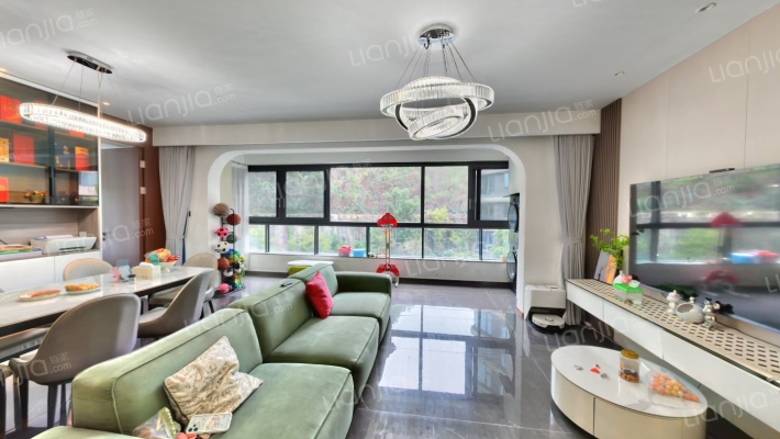 香格里拉蓝月春晓二手房实景图