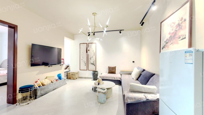 锦美南华府二手房实景图