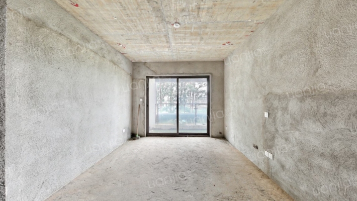 绿地滇池国际健康城山重院二期二手房实景图