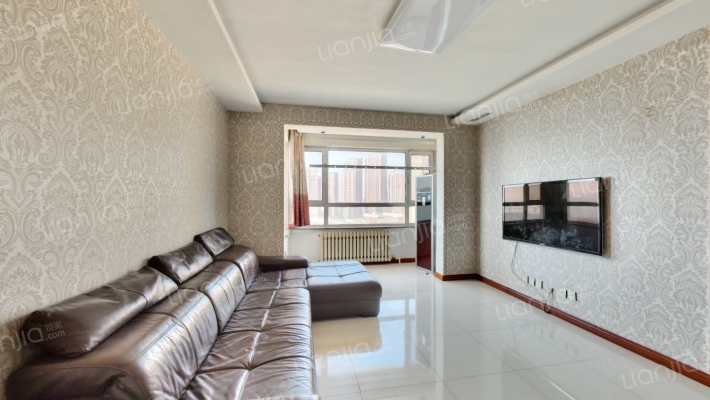 东大人才住宅二手房实景图