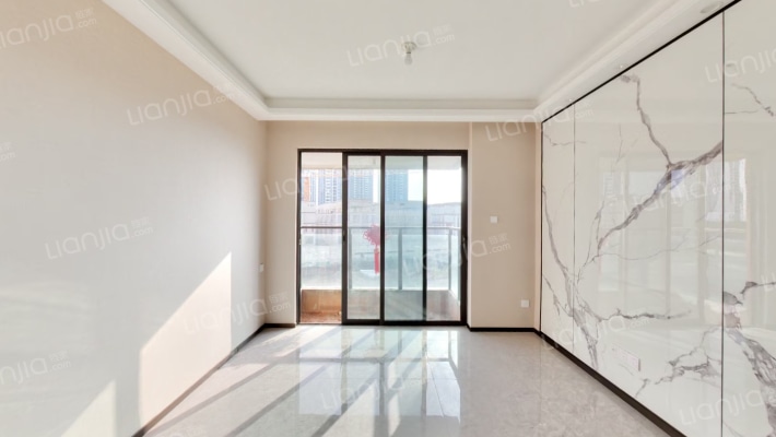 荣和五象院子二手房实景图