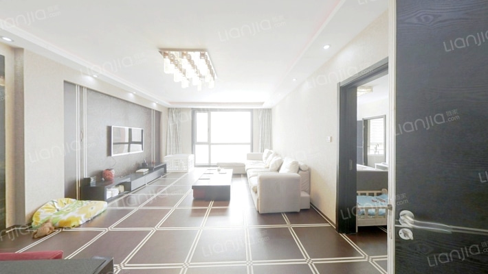 金色莱茵二手房实景图