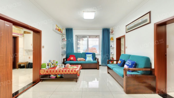 学府移民小区二手房实景图