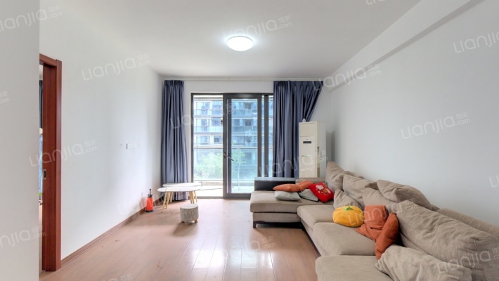 万固滨江越珑府二手房实景图