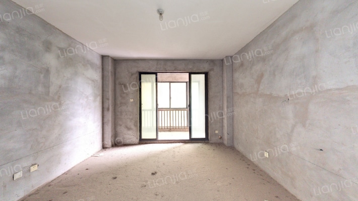 未来海岸二手房实景图