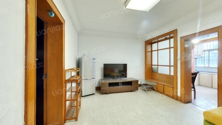 捷达小区二手房实景图