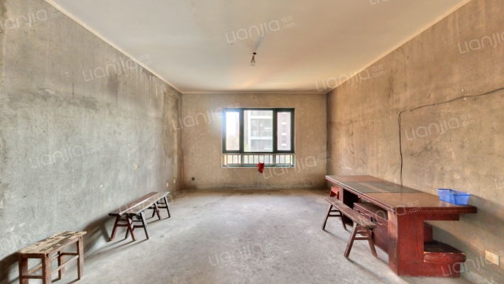 水清木华园南区二手房实景图