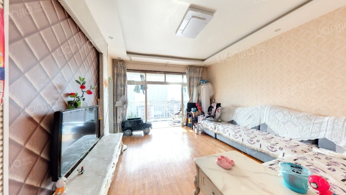 贝迪龙庭AB座二手房实景图