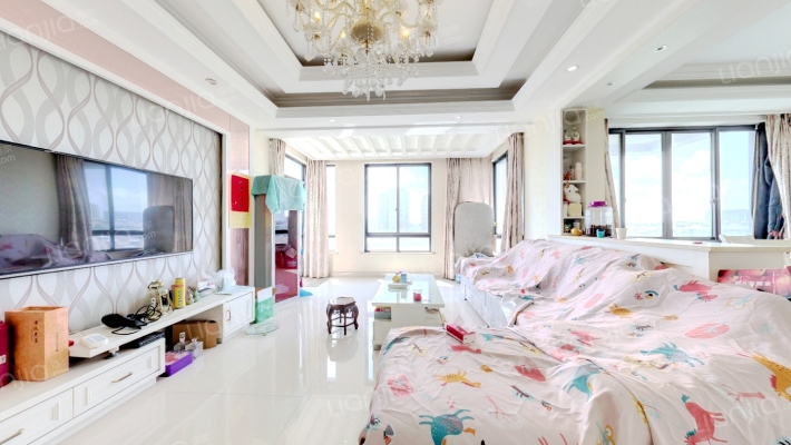 华庭丽晶二手房实景图