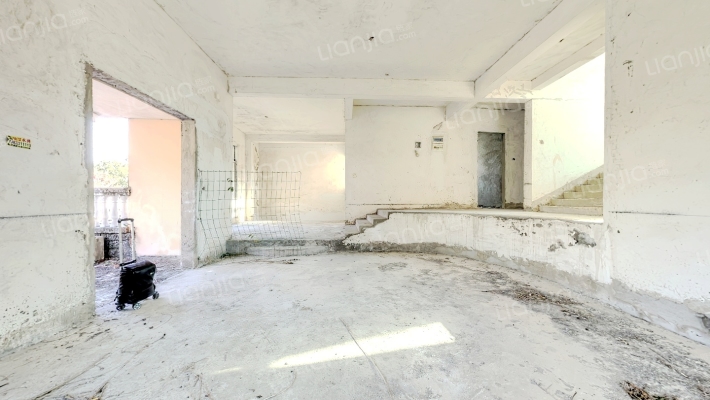 民航芙蓉山庄二手房实景图