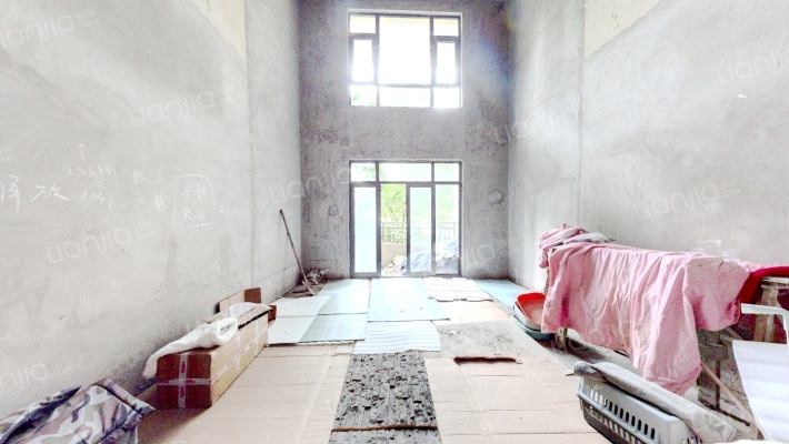 恒大中央公园A区二手房实景图