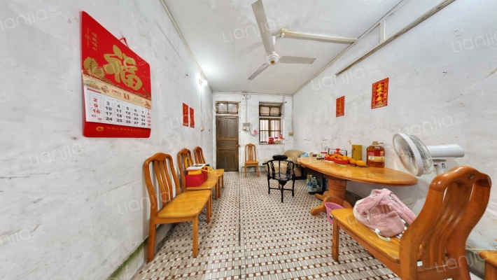 建设小区二手房实景图