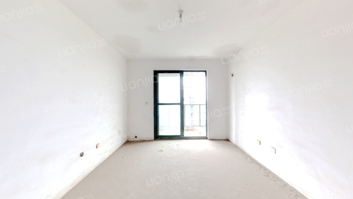 外滩俪水湾二手房实景图