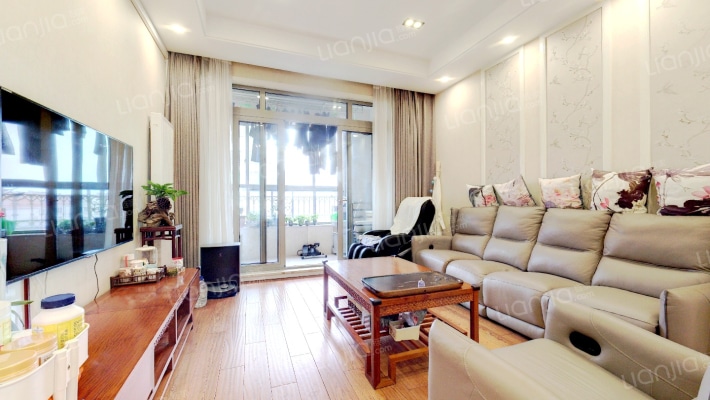 九龙仓国宾一号二手房实景图