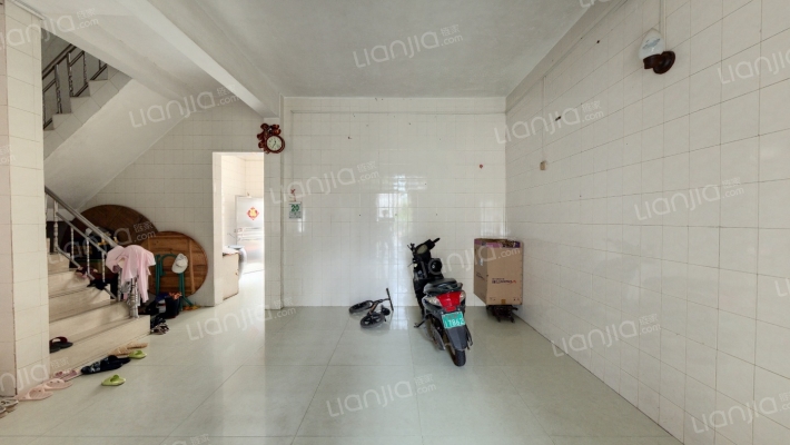 地角沙坡十四巷二手房实景图