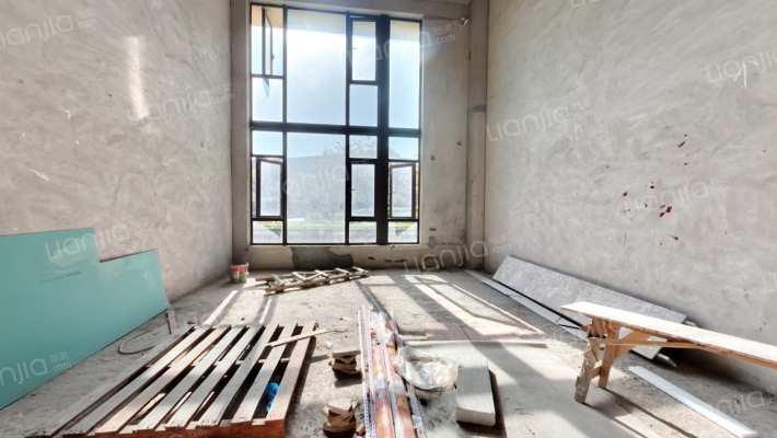 湖景12二手房实景图