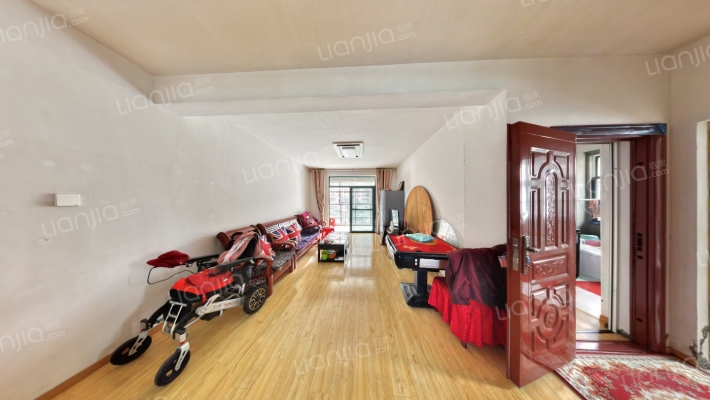 店忠家园二手房实景图