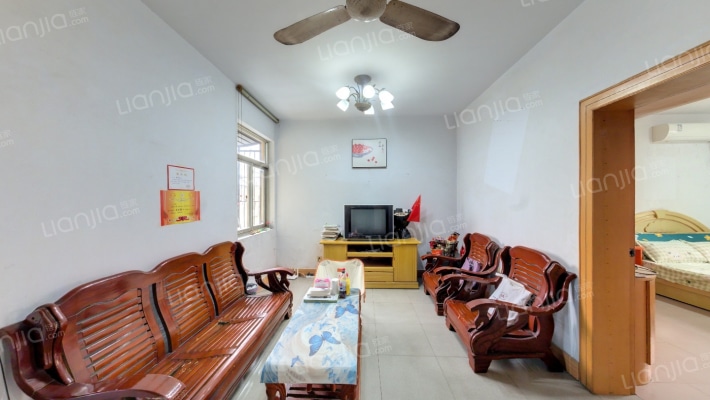 汽运南村二手房实景图