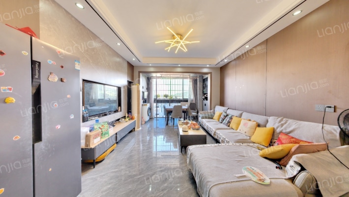 加洲国际二手房实景图