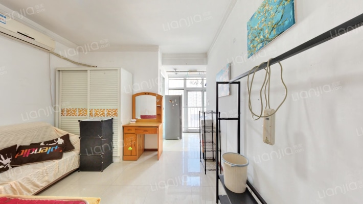 蓝钻二手房实景图