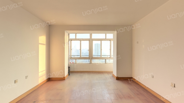 经纬公寓二手房实景图