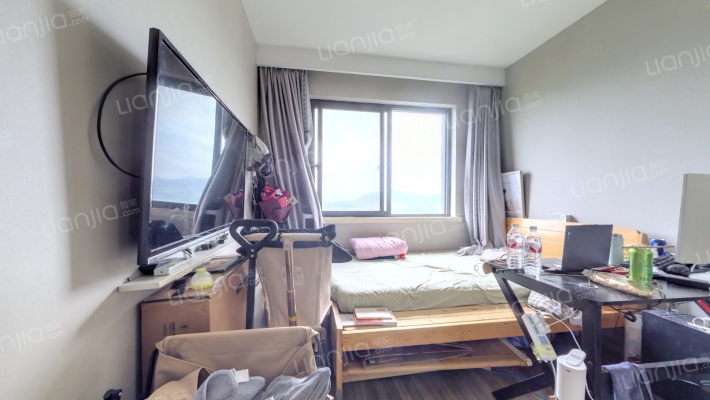 白马湖小区白鹤苑二手房实景图