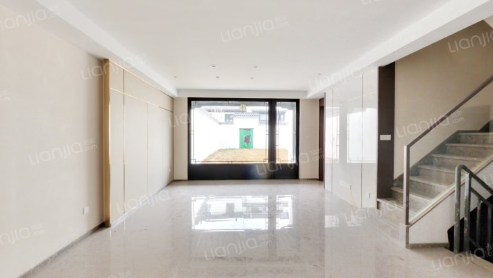 蜀道蓝城桃李春风二手房实景图