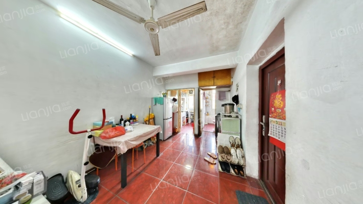 燕江园小区二手房实景图